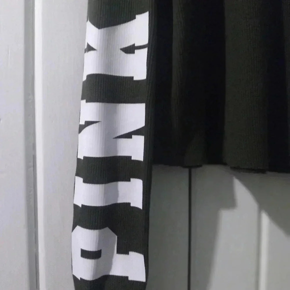 Vs pink waffle knit top X-small NWOT - Picture 2 of 8